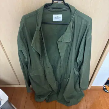 올리브 그린 후드티 S