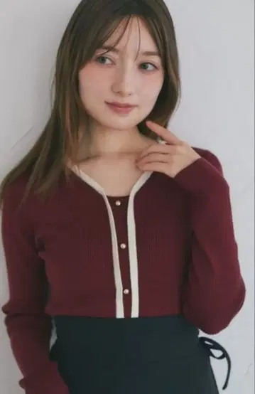 [ 새상품 ] tocco closet 가는 리브 배색 촉촉 니트탑