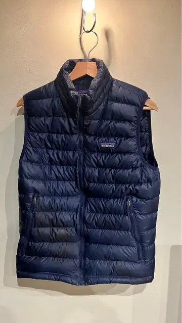 Patagonia 다운 베스트 US 사이즈 S 네이비 새상품급