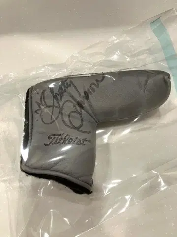 스카티 카메론 사인 포함 퍼터 커버