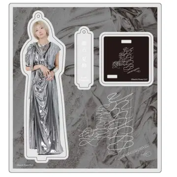 후지오카 카린 아크릴 스탠드 unhappy birthday 구문