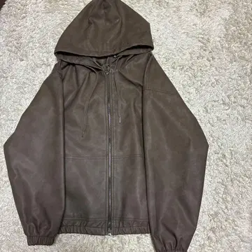 브라운 후드 부착 가죽 아우터