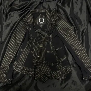 ozz on ozz onset 자켓 스트라이프 겨울 고딕