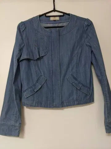 YLANG YLANG 이랑이랑 바즈 어소시에이션