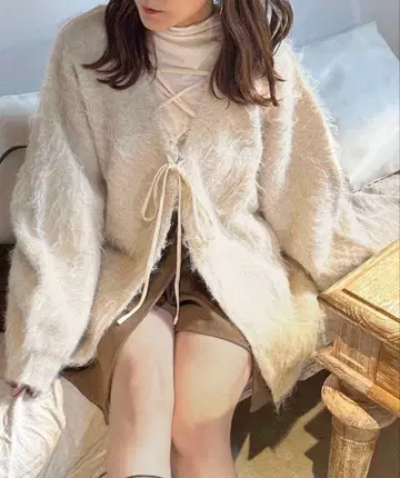 [ apres jour clair ] 샤기 레이스업 니트 가디건