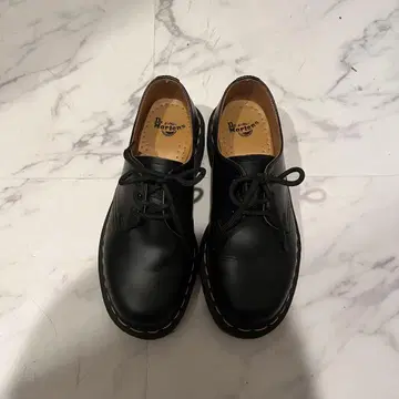 닥터 마틴 블랙 레이스업 슈즈 4UK