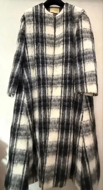 유나이티드 애로우즈 체크 무늬 롱 코트