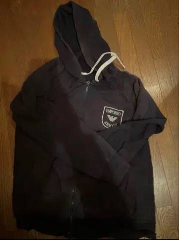 아르마니 후드티