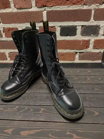 닥터마틴 10홀 Uk6 25~25.5