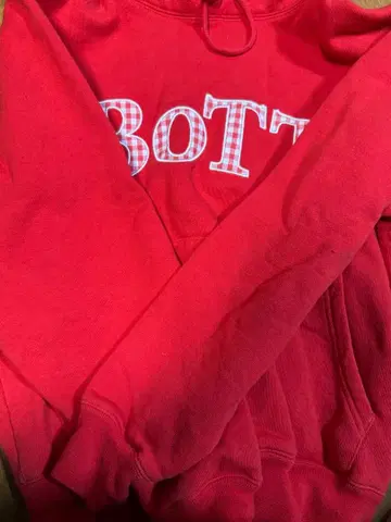 [ 가격 인하 협상 가능 ] BOTT 빨간색 로고 후드티