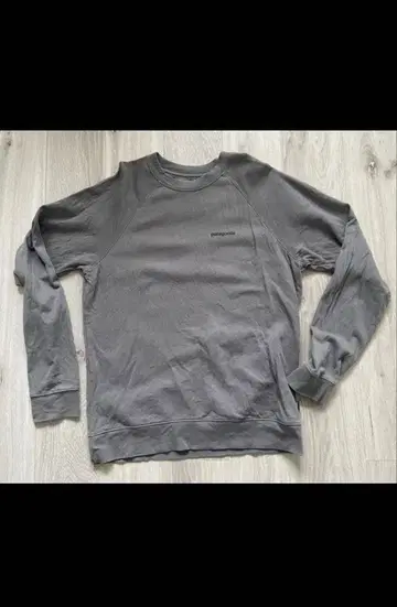 patagonia 그레이 맨투맨 M 사이즈