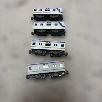 남해 1000계 4량 B 트레인 쇼티