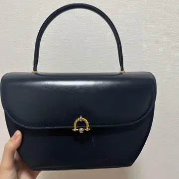 WAKO 네이비 핸드백