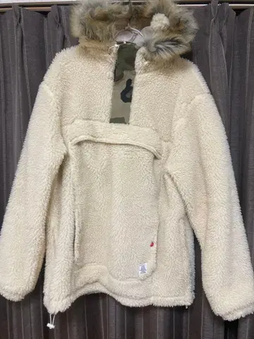 APPLEBMU 애플바움 크림색 플리스 자켓 퍼 포함