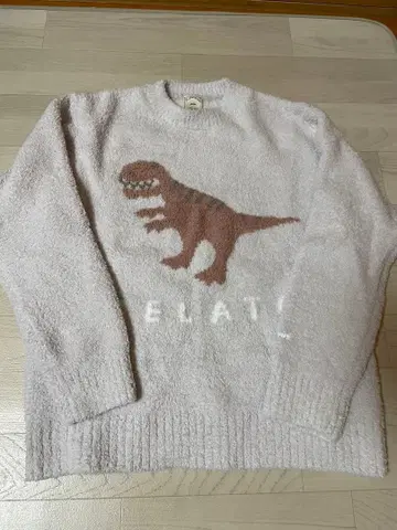 젤라또피케 공룡 패턴 풀오버