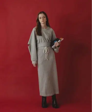 피누에 슬릿 슬리브 컷 셋업 맨투맨 암 오픈 상의