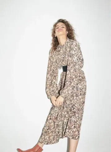 FRAY I.D 리프 무늬 플리츠 롱 원피스