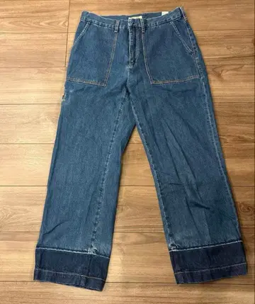 저널 스탠다드 레리움 데님