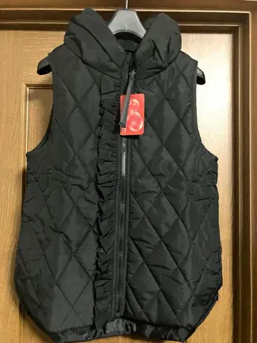 앤드러브 프릴 충전솜 베스트 M 블랙