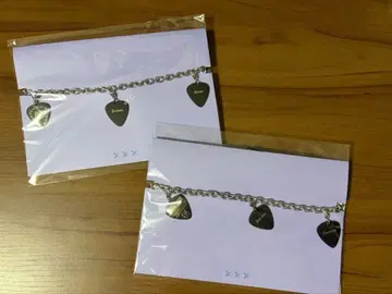 xdinary heroes PICK CHAIN 피크 체인 A B