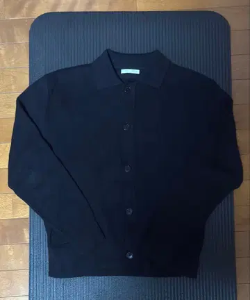 ZARA 크롭 니트 셔츠