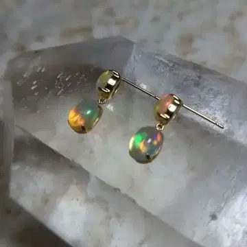 오팔 드롭형 귀걸이