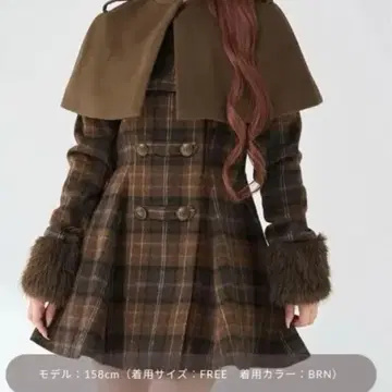 다리치 케이프 체크 나폴레옹 코트