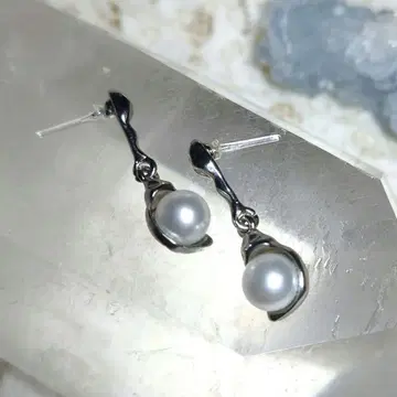 펄 장식 실버 귀걸이