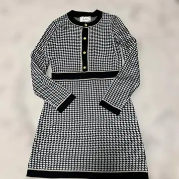 미셸 마카롱 하운드투스 패턴 긴팔 니트 원피스 프리