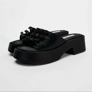 미사용급 ZARA 리본 샌들 통굽 힐 플랫 23cm/683