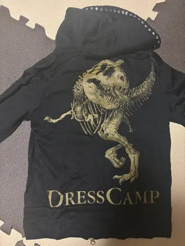 드레스 캠프 T-REX 레어 후드티