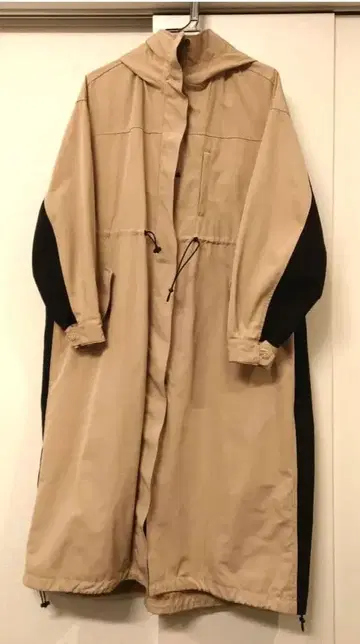 JEANASIS 베이지 롱 마운틴 파카 지나시스