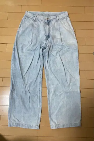 연한 블루 와이드 레그 데님 팬츠 배기 데님 와이드