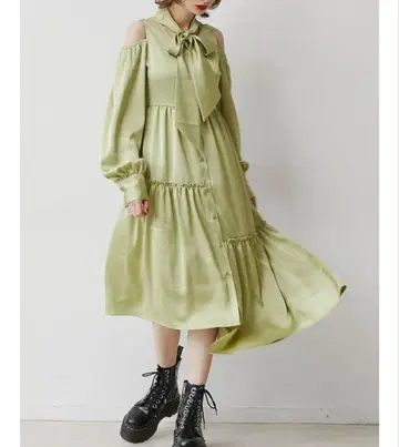 쥬에티 jouetie 컷 아웃 숄더 원피스