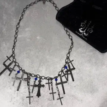 Moi-meme-Moitie 목걸이 십자가