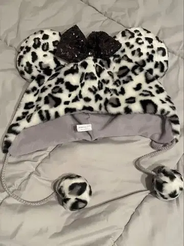 디즈니 팬캡 레오파드 무늬 그레이 화이트 블랙