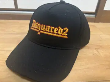Dsquared2 블랙 야구 모자