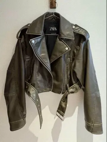 ZARA 크롭 레더 라이더 자켓