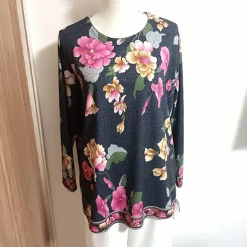 미사용 새상품 레오나르풍 네이비색 꽃무늬 튜닉 루즈한 사이즈 큰 사이즈