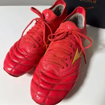 미즈노 모렐리아 네오 4 베타 재팬 한정 컬러 24.5cm