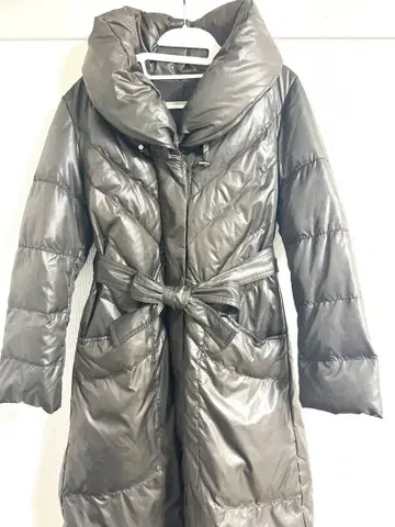 [ 24시간 이내 발송 ] 다운 코트 9AR 사이즈