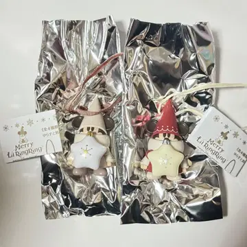 릴루리루 캡슐 토이 2025 빨간색 화이트 2체 세트 크리스마스 디즈니