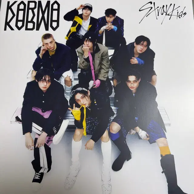 스트레이키즈 카르마 KARMA 그라파이트 블랙 LP 바이닐 앨범