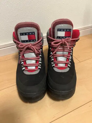 ( 즉시 구매 가능 ) TOMMY JEANS 여성용 스노우 슈즈 블랙