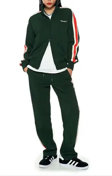 L 사이즈 NERDY 프리즘 트랙 저리 셋업