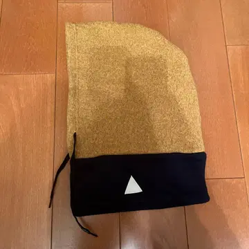 ALLAND 후드 부착 넥워머