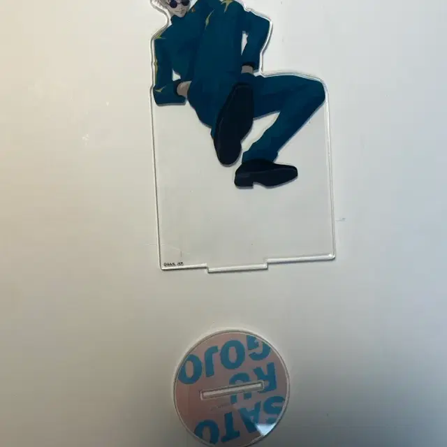 쥬쥬페스 2023 고죠 사토루 아크릴 스탠드 팝니다.