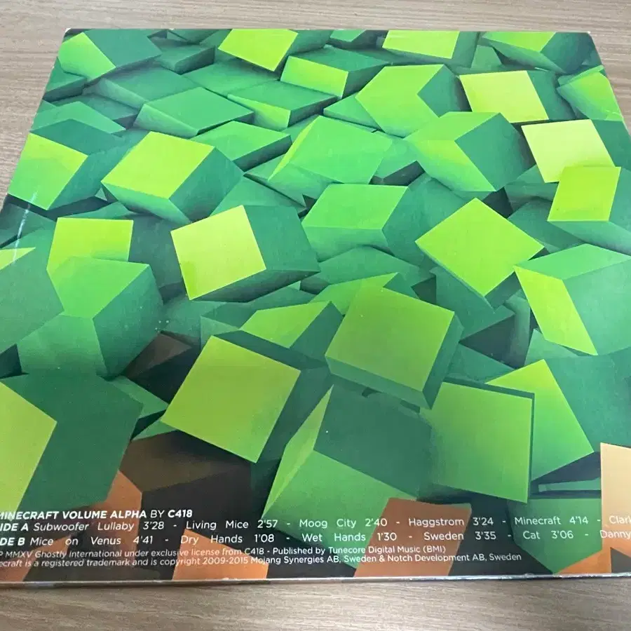 QWER LP [Beyond the Discord] #qwer,#qwerlp,#lp on Bunjang Global Site.