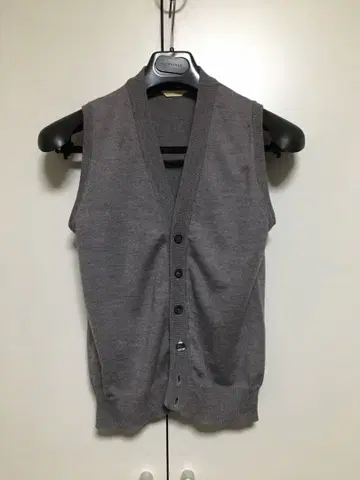 새상품급 빔즈 F 니트 베스트 44 그레이