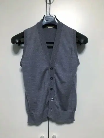 새상품급 빔즈 F 니트 베스트 44 그레이